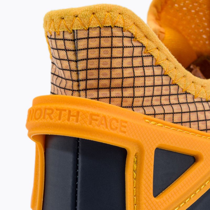 Scarpe da trekking da uomo The North Face Oxeye Tech summit gold/summit navy 10
