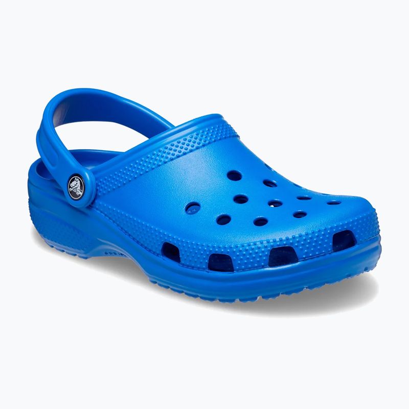 Crocs Classic infradito blu con bullone