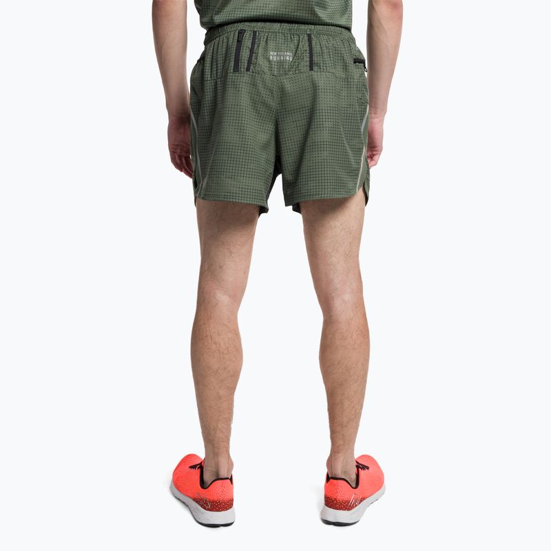 Pantaloncini da corsa New Balance Printed Impact Run 5" verde oliva intenso da uomo 3