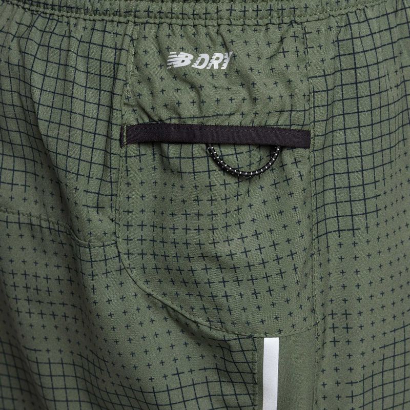 Pantaloncini da corsa New Balance Printed Impact Run 5" verde oliva intenso da uomo 5