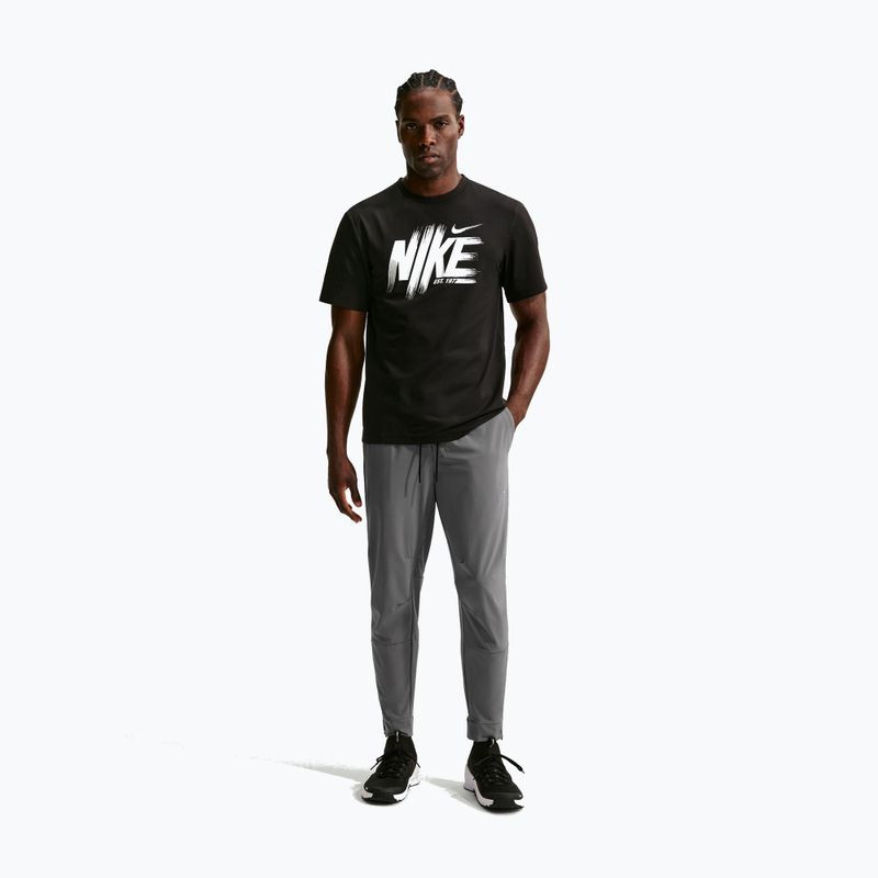 Pantaloni da uomo Nike Unlimited smoke grey/black/smoke grey 2