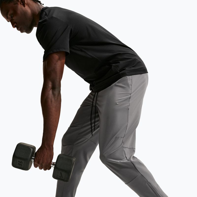 Pantaloni da uomo Nike Unlimited smoke grey/black/smoke grey 4
