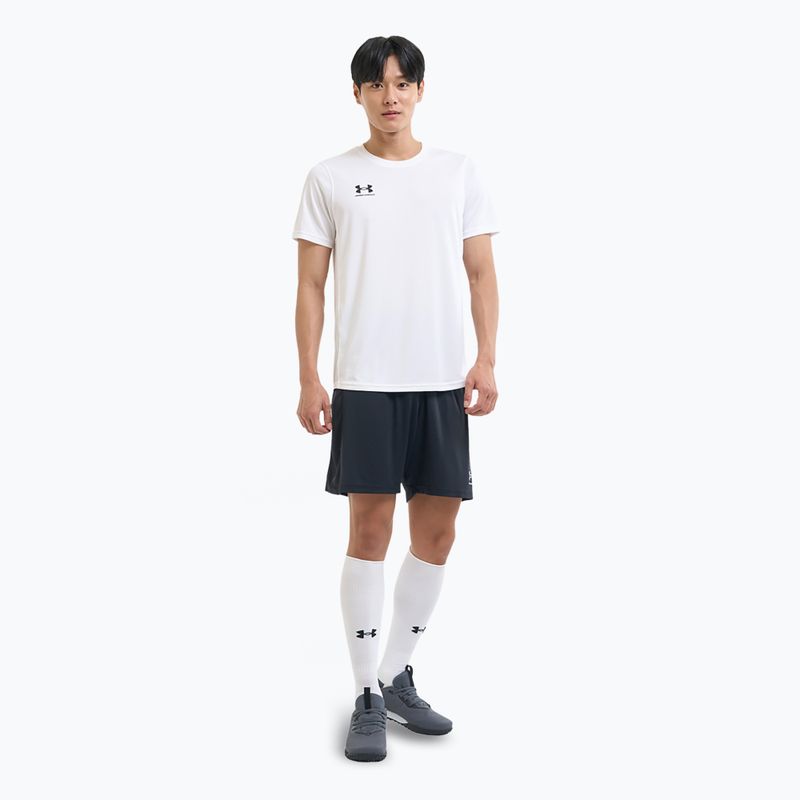 Pantaloncini da calcio Under Armour Challenger da uomo nero / bianco 2