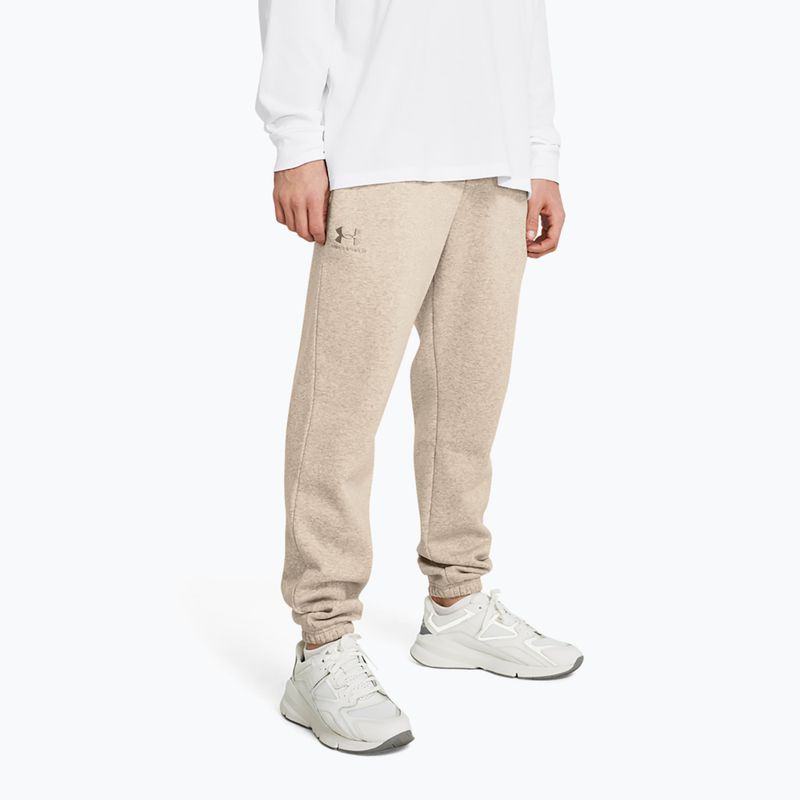 Pantaloni da allenamento maschili Under Armour Essential Fleece Joggers color taupe chiaro melange/timberwolf taupe