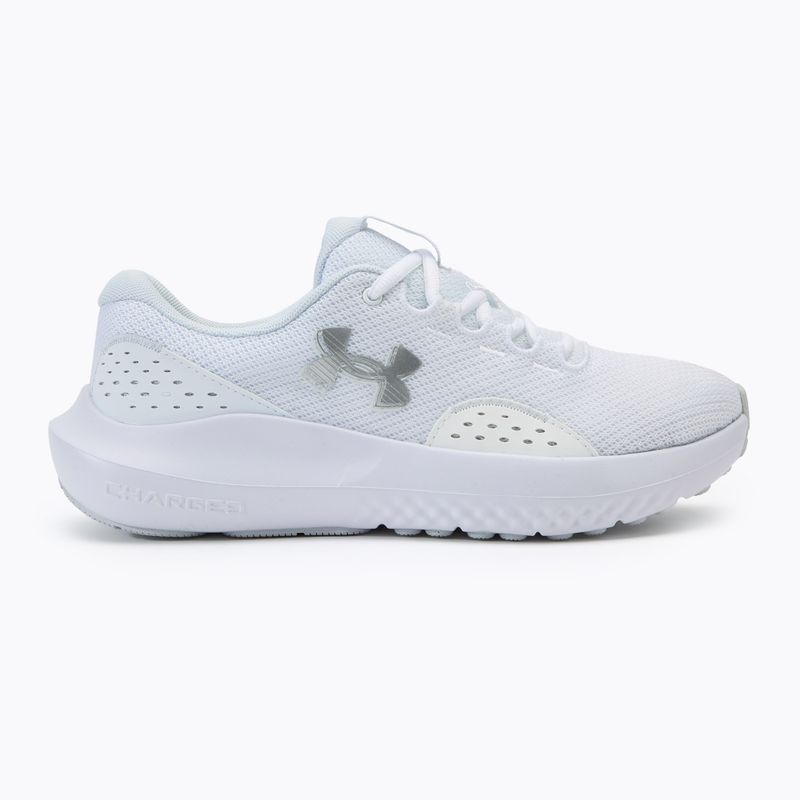 Under Armour Charged Surge 4 scarpe da corsa da donna bianco/grigio resistente/argento metallico 2