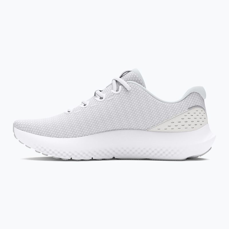 Under Armour Charged Surge 4 scarpe da corsa da donna bianco/grigio resistente/argento metallico 9