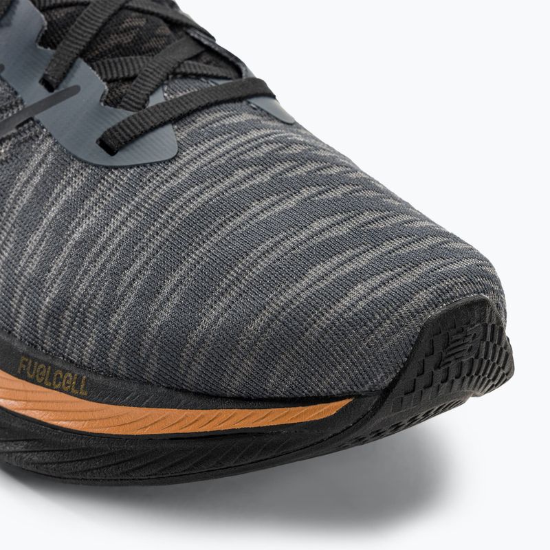New Balance FuelCell Propel v4 scarpe da corsa da uomo in grafite 8