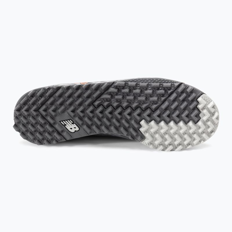 Scarpe da calcio per bambini New Balance Furon v7 Dispatch JNR TF argento 5