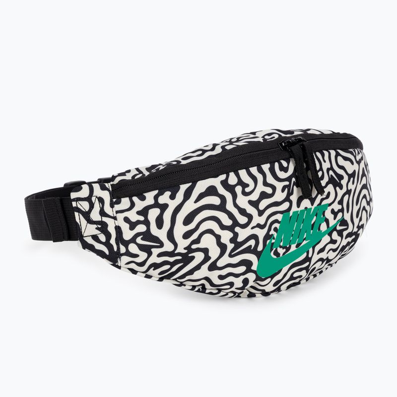 Marsupio Nike Heritage Waistpack 3 l nero/latte di cocco/verde stadio 2