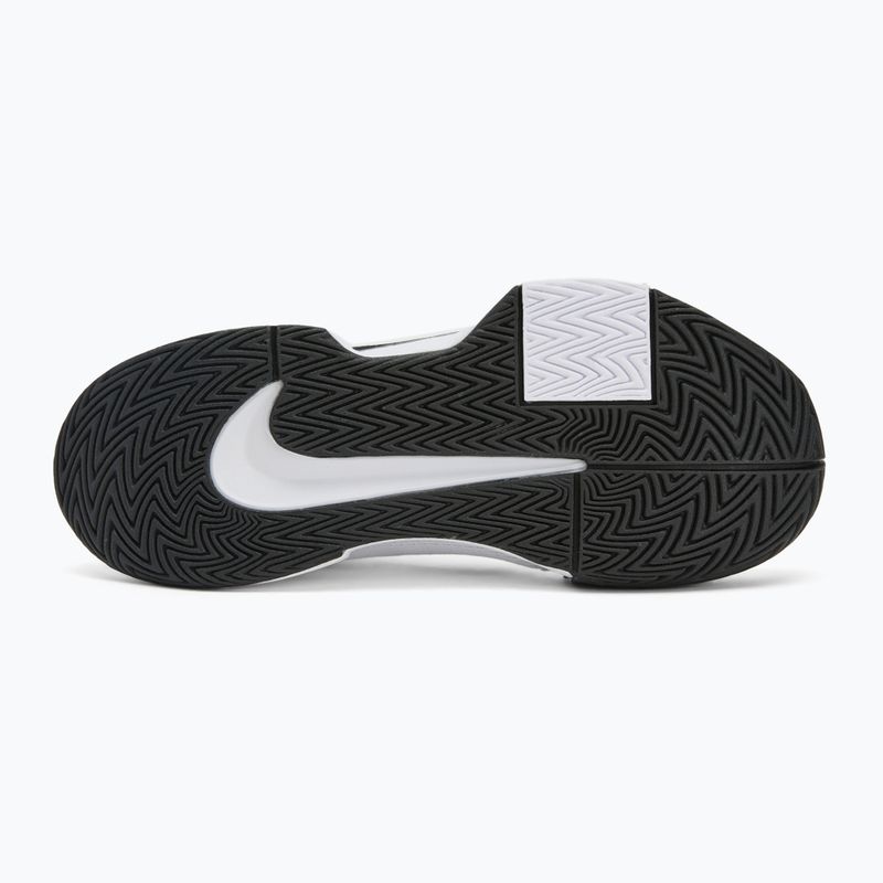 Scarpe da tennis da donna Nike GP Challenge Pro bianco/bianco/nero 4