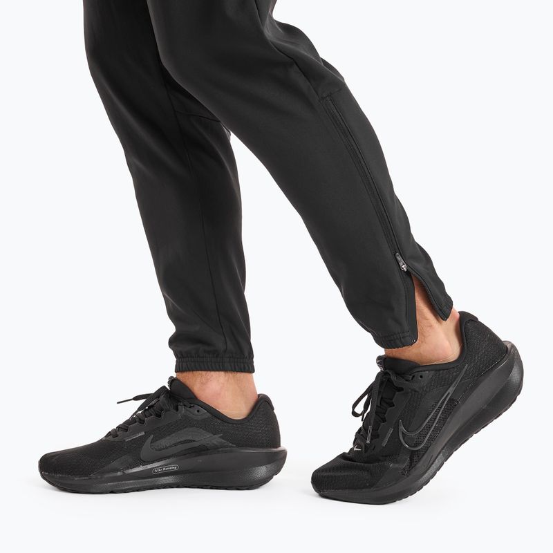 Pantaloni da uomo Nike Dri-Fit Challenger Woven nero/nero 5