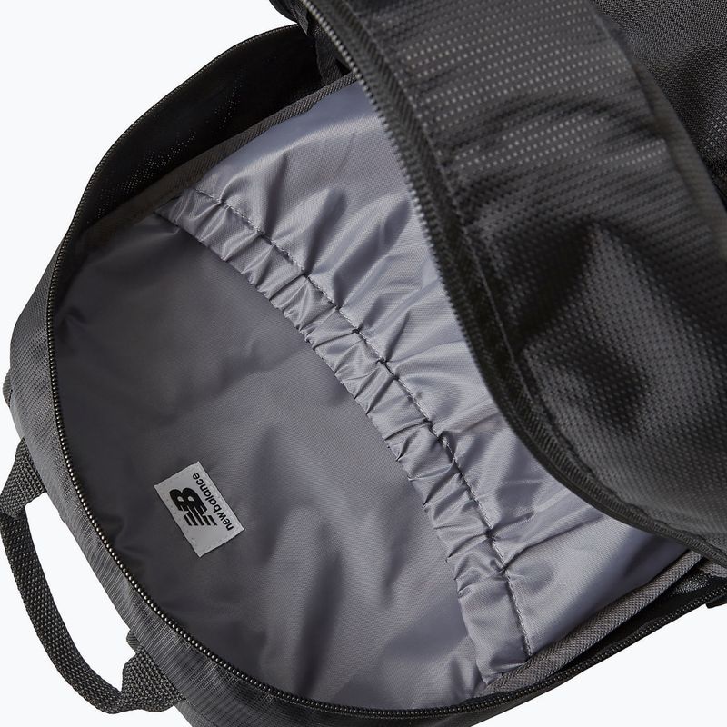 Zaino New Balance Opp Core 22 l nero 4
