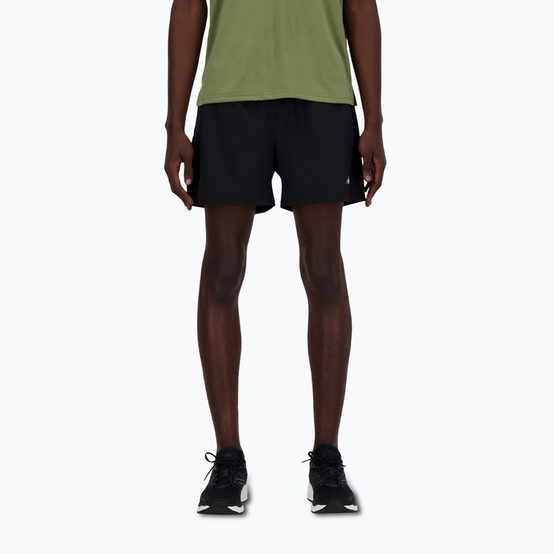 Pantaloncini da corsa New Balance Sport Essential foderati 5" da uomo, nero
