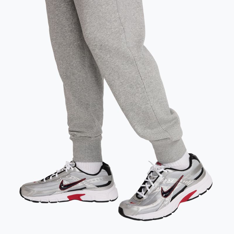 Pantaloni da uomo Nike Club French Terry Joggers dark grey heather/light smoke grey/white 7