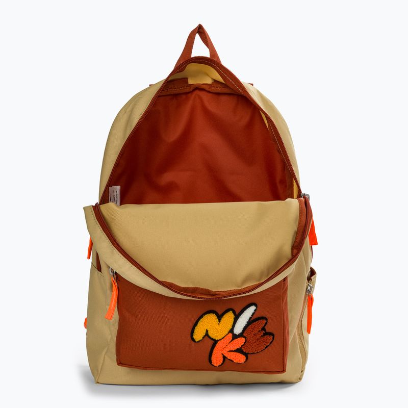 Nike Classic 16 l sesamo/alba bruciata/arancione totale zaino urbano per bambini 4