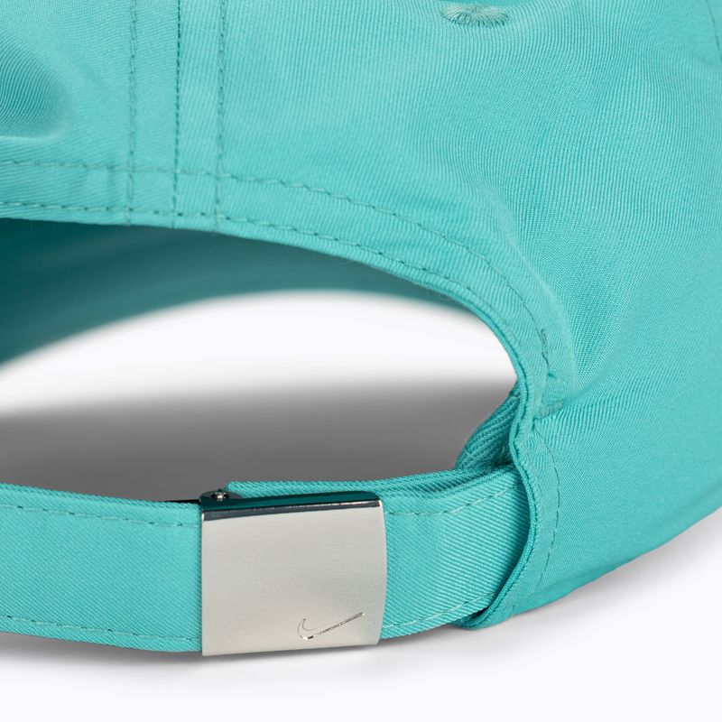 Cappellino Nike Dri-Fit Club Unstructured Metal Swoosh dusty cactus/argento metallizzato 4