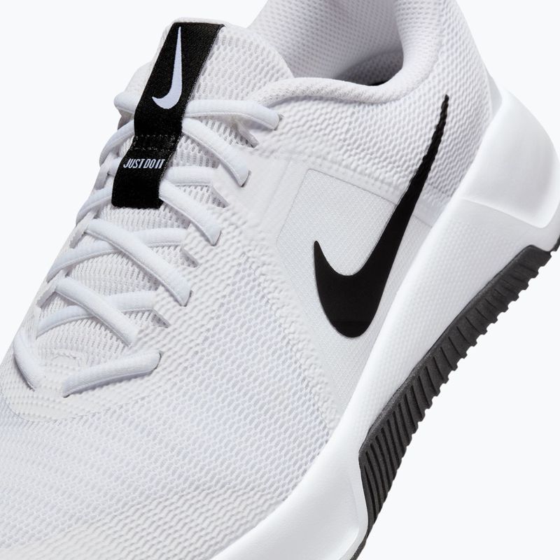 Scarpe da allenamento uomo Nike MC Trainer 3 white/black 8