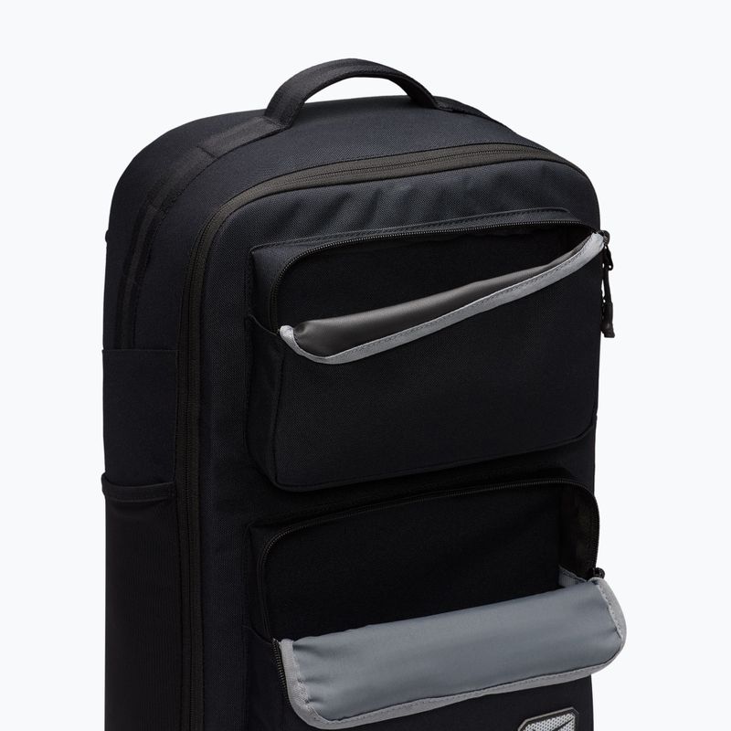 Zaino urbano Nike Utility Speed 27 l black/black/white 6