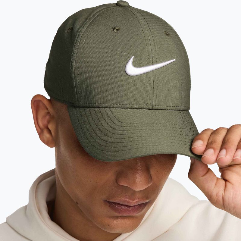 Czapka z daszkiem Nike Dri-FIT Club medium olive/white 8