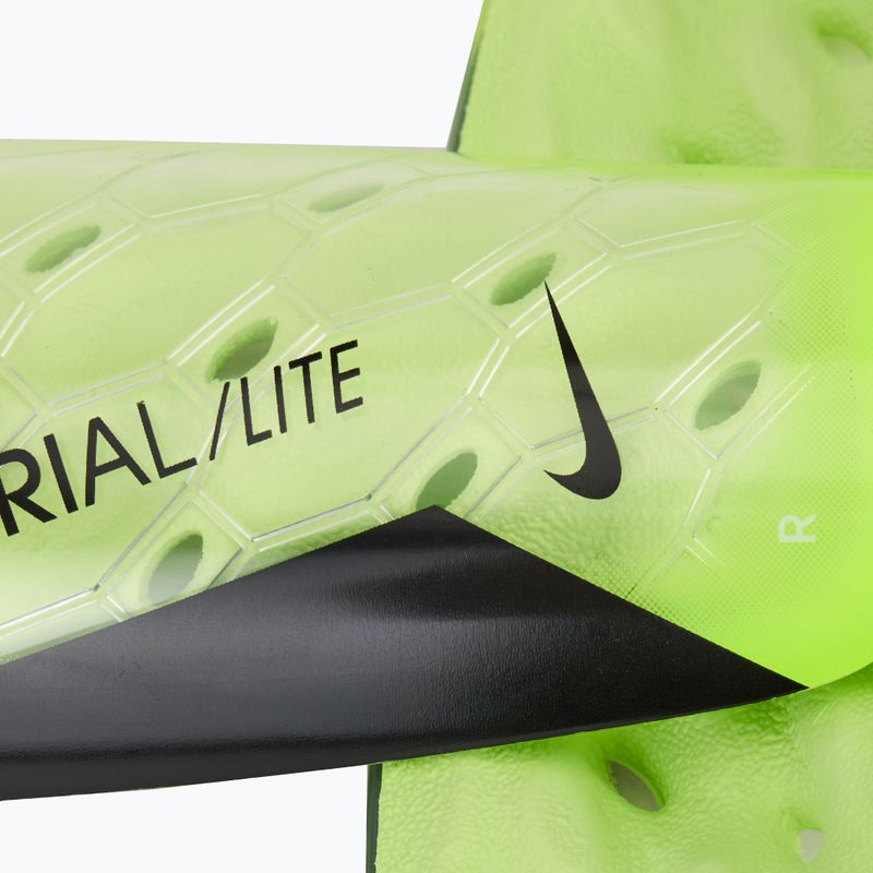 Protezioni da calcio Nike Mercurial Lite volt/barely volt/nero 2