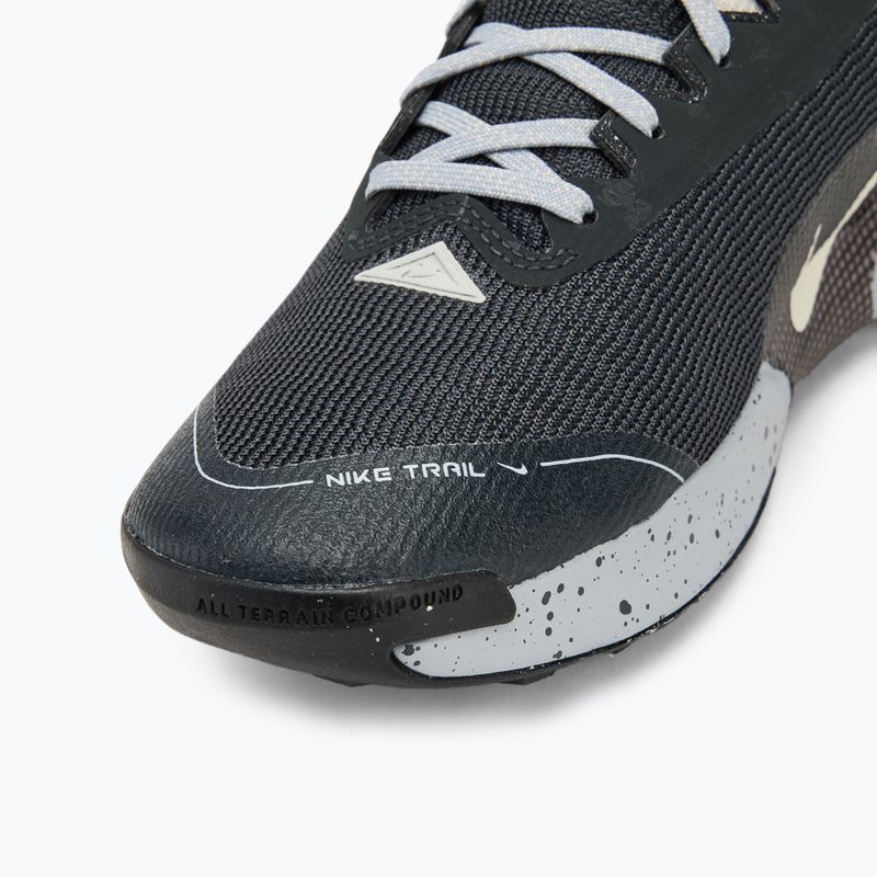 Nike Juniper Trail 3 scarpe da corsa donna grigio fumo scuro/nero/grigio lupo/marrone chiaro 7