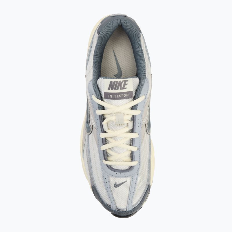 Nike Initiator uomini scarpe da corsa luce osso / latte di cocco / argento metallico / grigio fumo 5