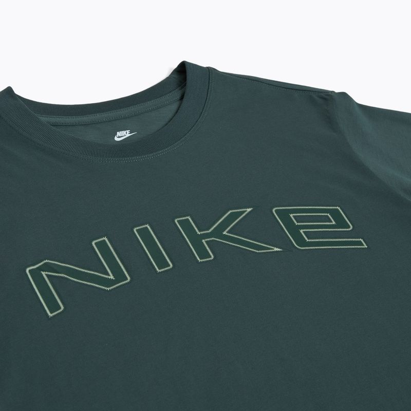 Maglietta Nike Sportswear loose Graphic verde vintage da donna 3