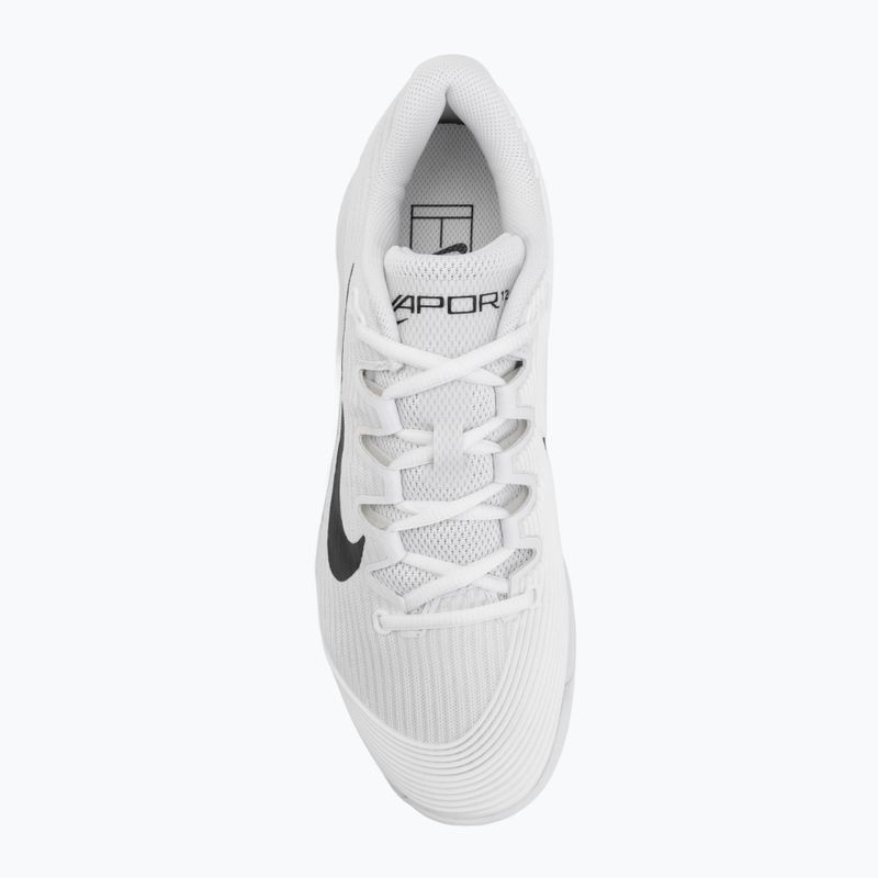 Scarpe da tennis uomo Nike Vapor 12 white/black/radiant emerald 5