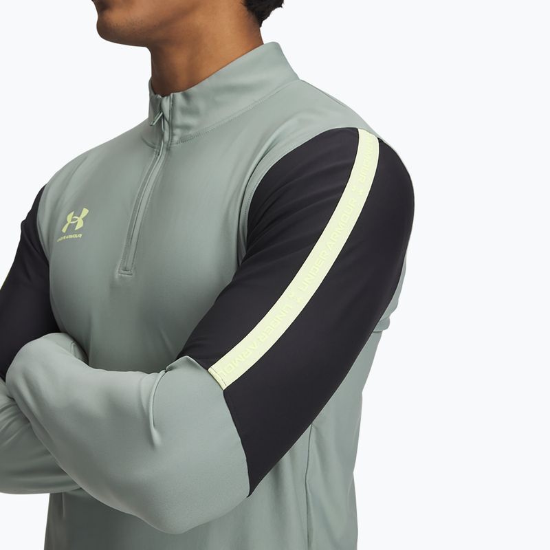 Felpa da calcio Under Armour da uomo Challenger Pro 1/4 Zip verde silice / nero / giallo sonico 3