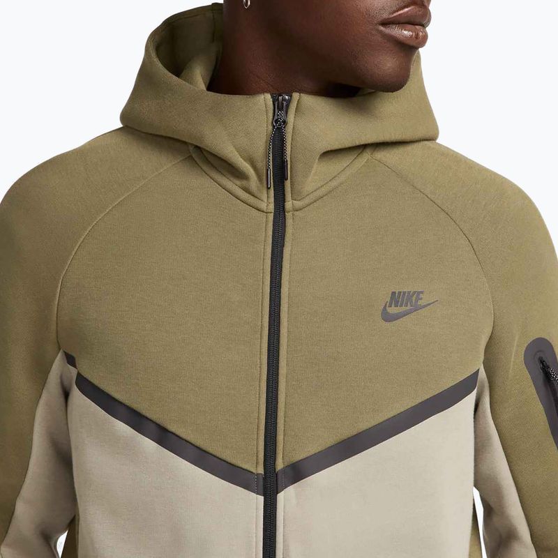 Giacca uomo Nike Tech Windrunner Full Zip medium olive/light army/black 6