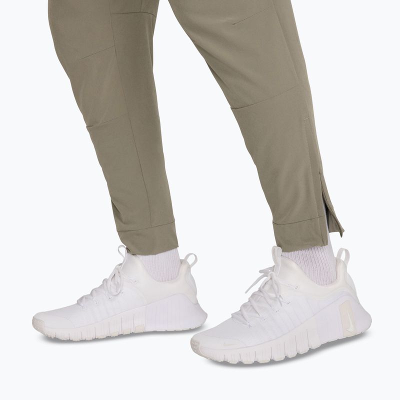 Pantaloni da uomo Nike Unlimited Dri-Fit Zippered Cuff light army/black/light army 6