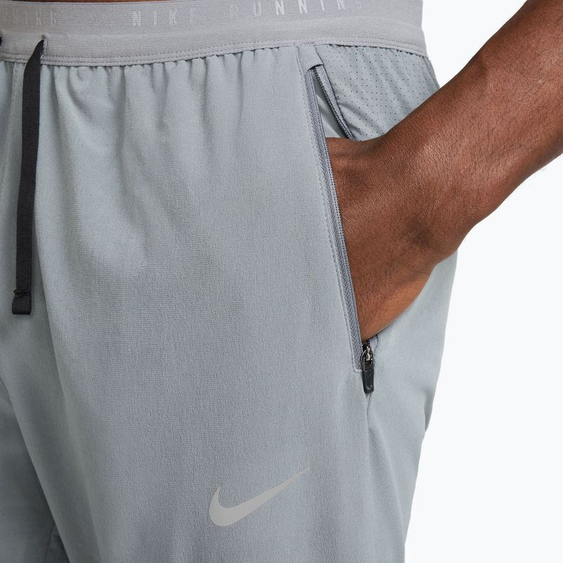 Pantaloni da running uomo Nike Stride Dri-Fit Woven smoke grey 4