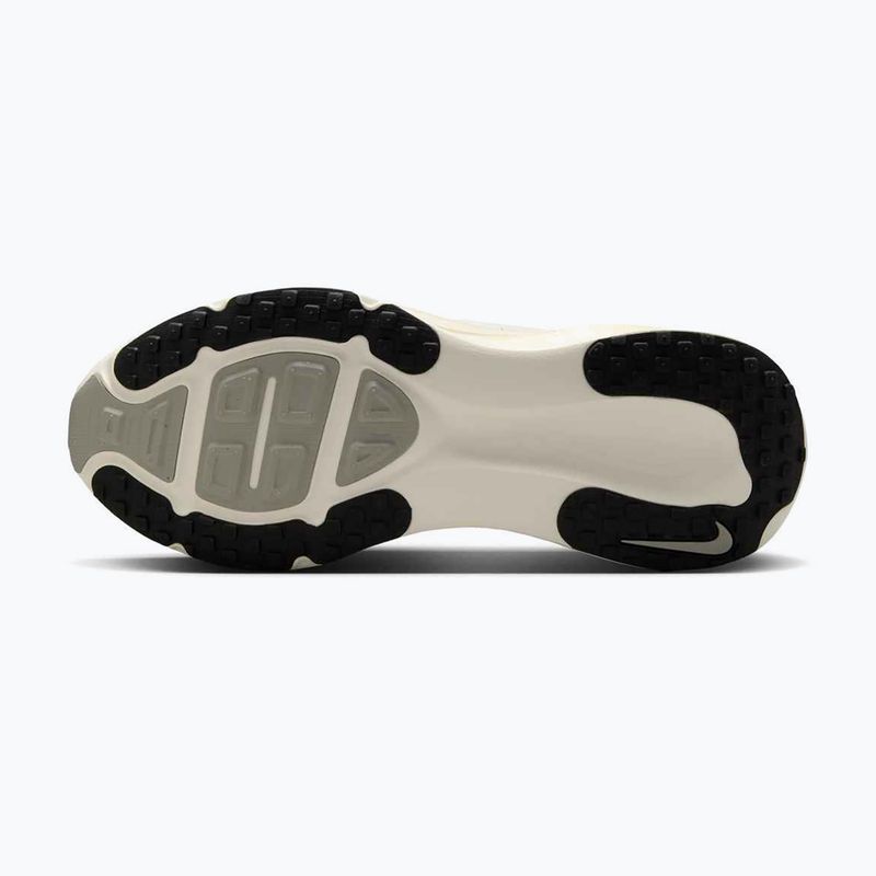 Scarpe da running uomo Nike Vomero 18 summit white/coconut milk/black 5