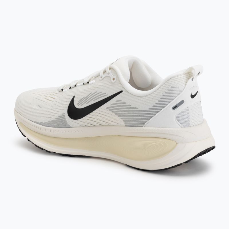 Scarpe da running uomo Nike Vomero 18 summit white/coconut milk/black 3