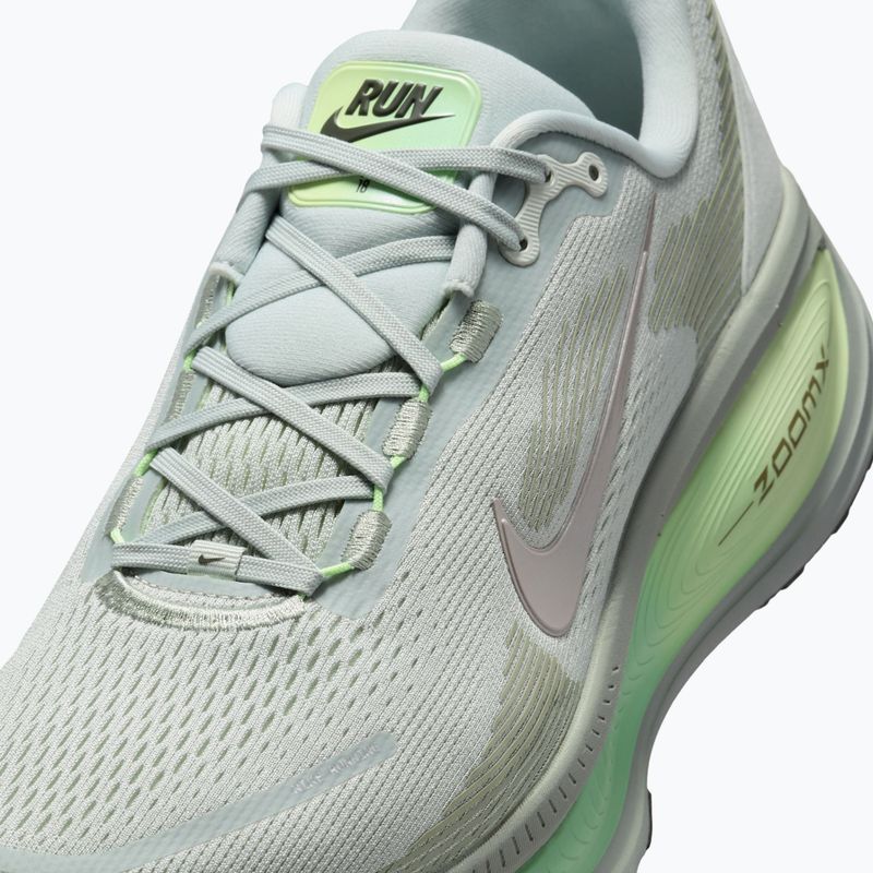 Scarpe da running da uomo Nike Vomero 18 light silver/barely volt/college grey 3