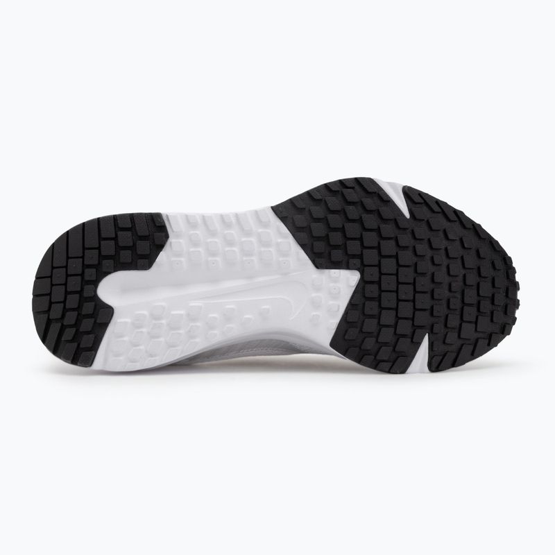 Nike Run Defy scarpe da corsa donna bianco / platino puro / nero 4