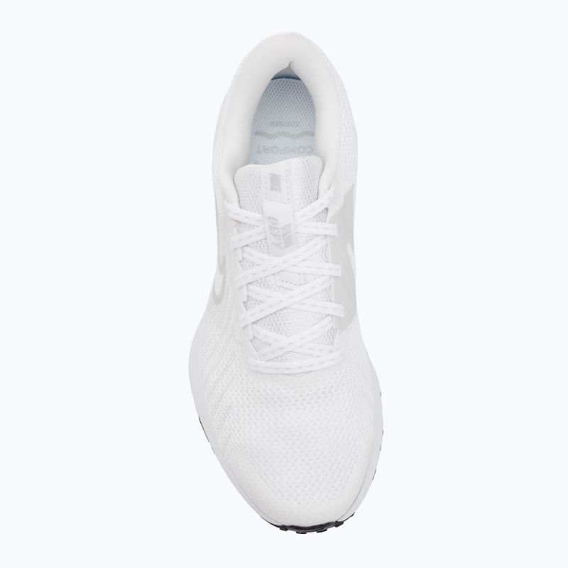Nike Run Defy scarpe da corsa donna bianco / platino puro / nero 5