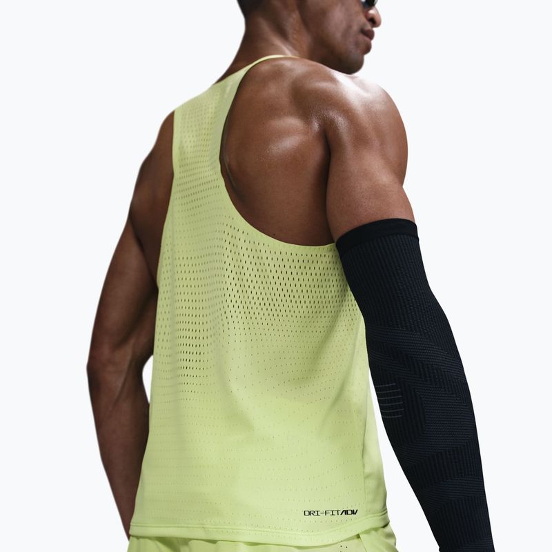 Maglia da corsa da uomo Nike AeroSwift Dri-Fit ADV light lemon twist/black 5