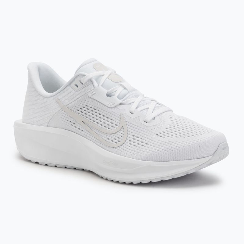 Nike Quest 6 uomini scarpe da corsa bianco / tinta platino / bianco