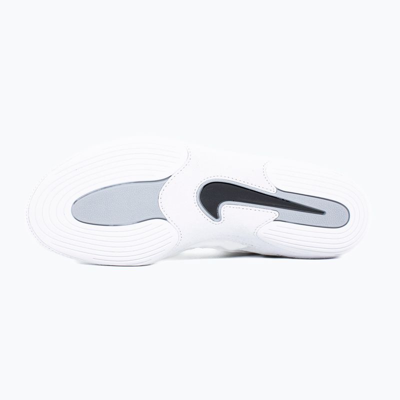 Nike Inflict 4 nero / bianco / grigio lupo scarpa da wrestling 3