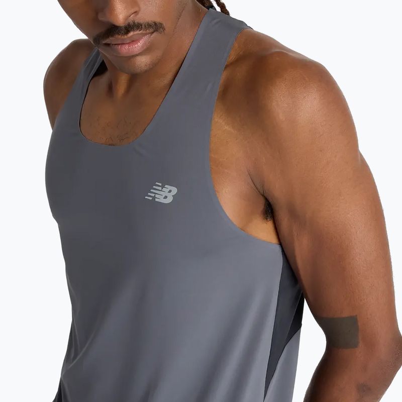 Canotta New Balance Race Day Uomo grafite per la corsa 4