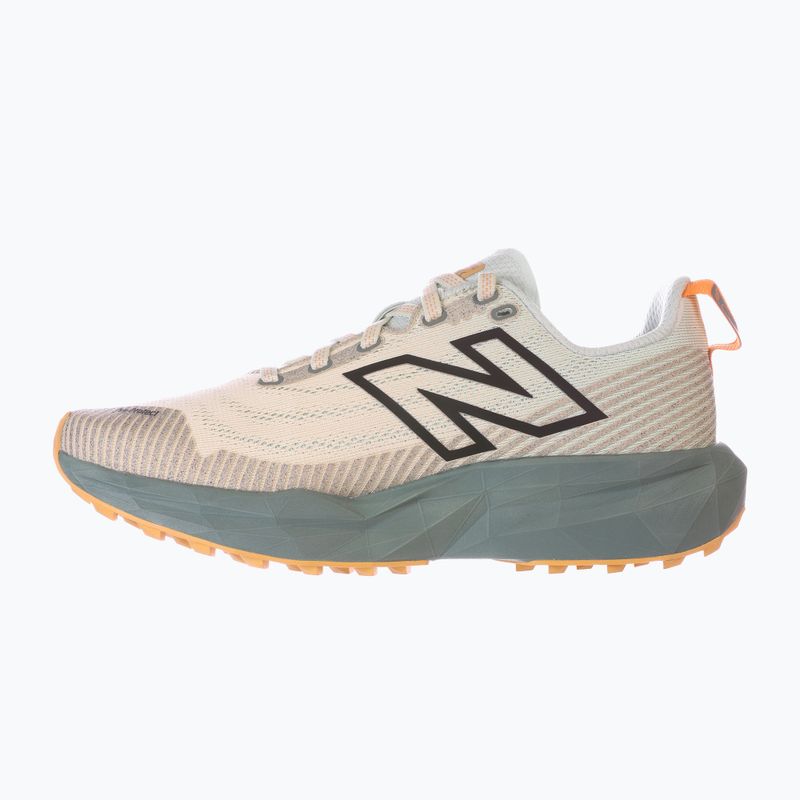 Scarpe da corsa New Balance FuelCell Venym calcium da donna 3