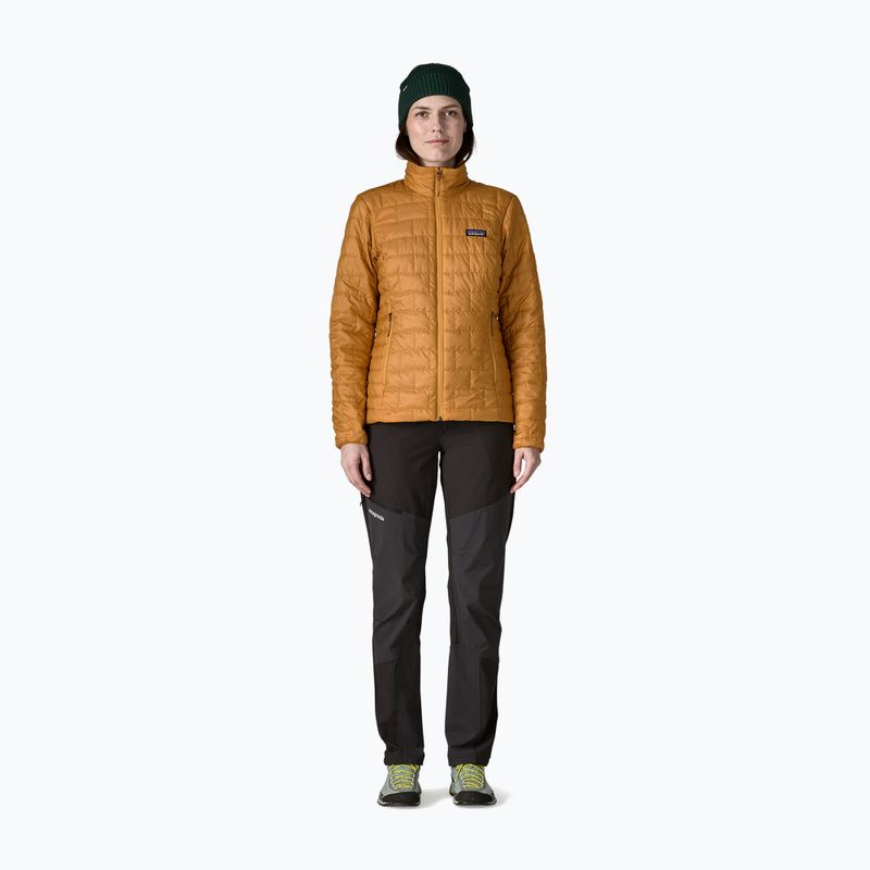 Giacca isolata da donna Patagonia Nano Puff smolder talon gold 2