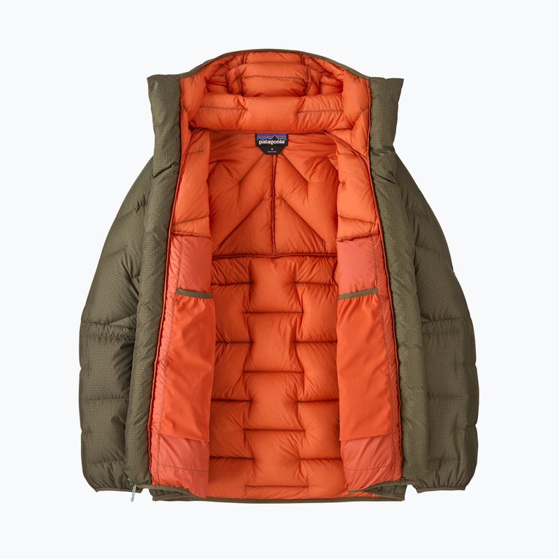 Piumino uomo Patagonia Durable Down Parka basin green 13