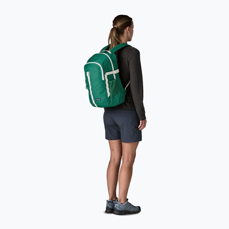 Zaino urbano Patagonia Refugio Day 26 l gem green 6