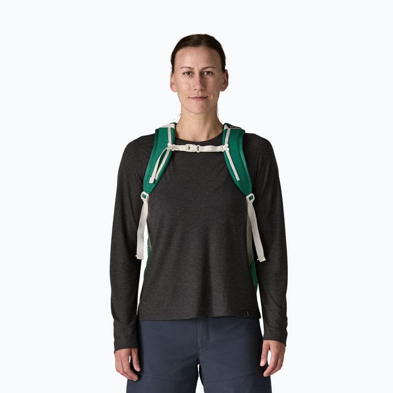 Zaino urbano Patagonia Refugio Day 26 l gem green 8
