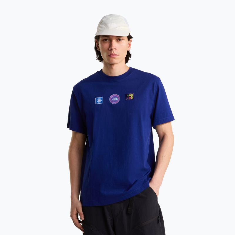 T-shirt da uomo The North Face Explorer Badges RLX Tee Graphic bold blue