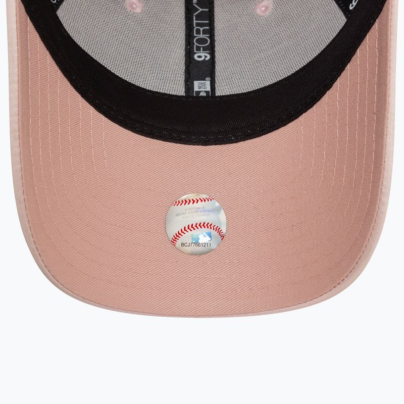 Cappello da baseball New Era Satin 9Forty New York Yankees rosa scuro da donna 5
