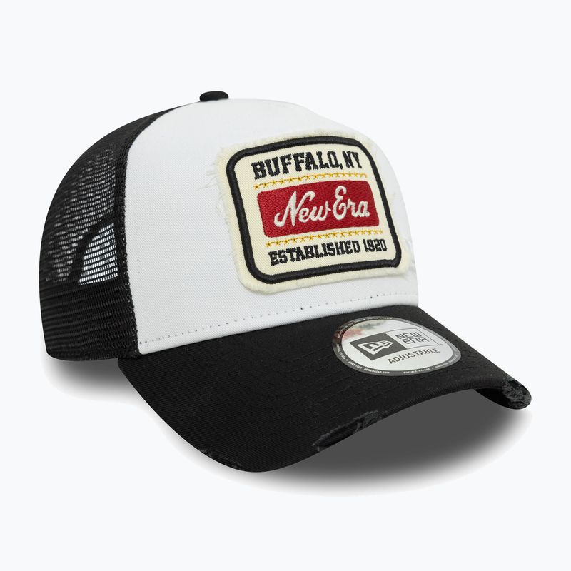Cappello Trucker New Era NE Patch Distress bianco