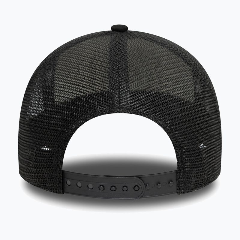 Cappello Trucker New Era NE Patch Distress bianco 4